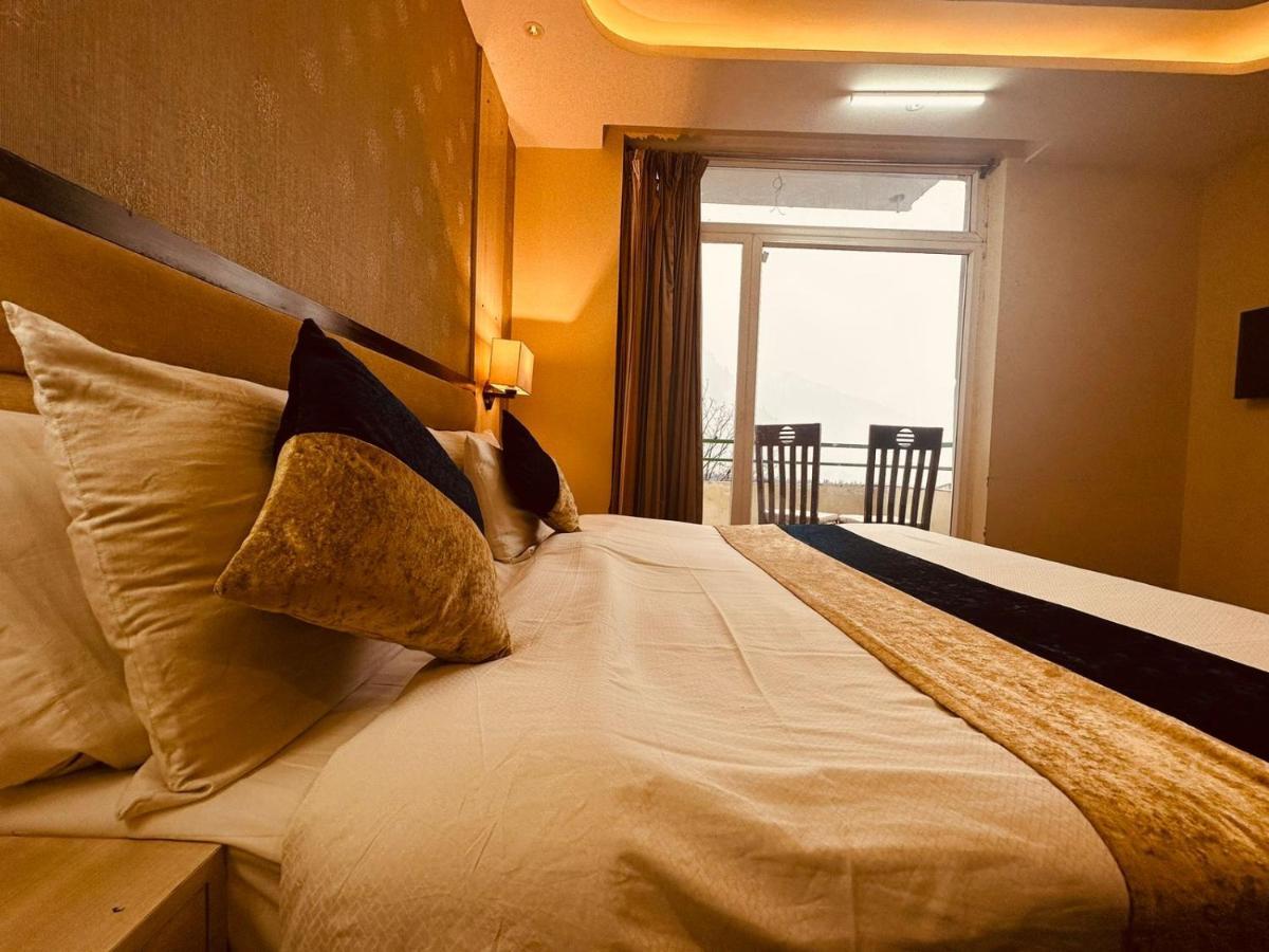Hotel Royal Residency Manāli エクステリア 写真