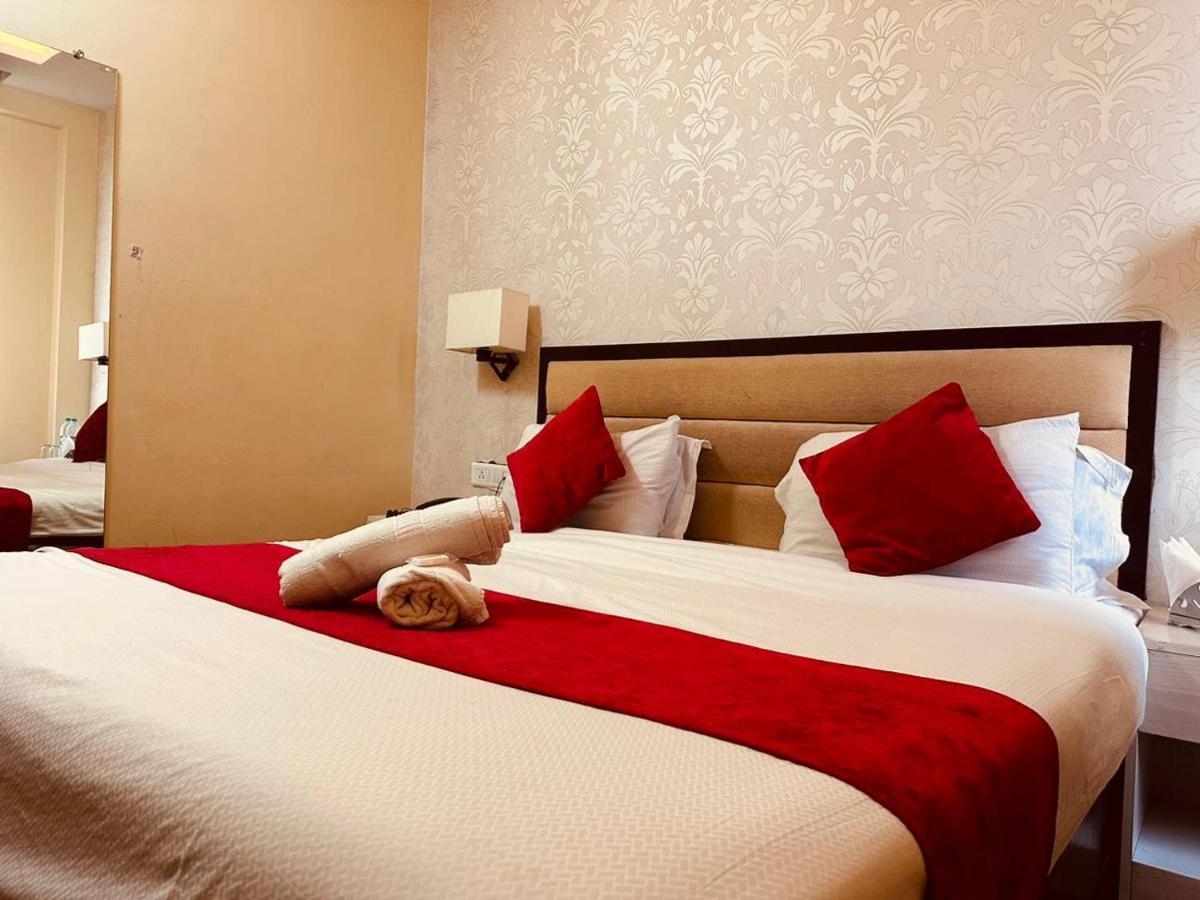 Hotel Royal Residency Manāli エクステリア 写真